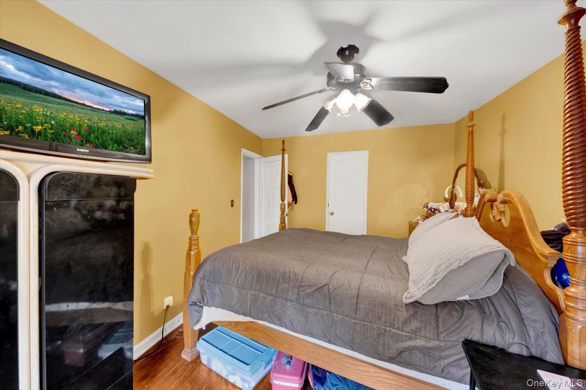 3302 Colden Avenue, Bronx, NY 10469