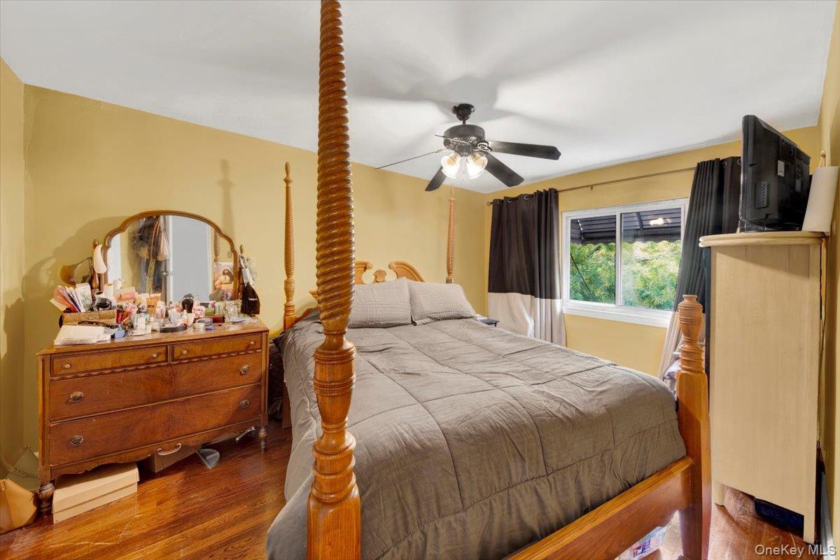 3302 Colden Avenue, Bronx, NY 10469