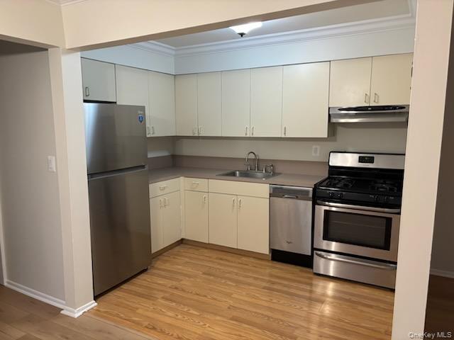 221 N Middletown Road # C, Pearl River, NY 10965