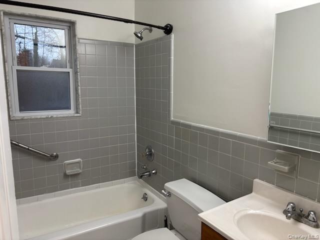 221 N Middletown Road # C, Pearl River, NY 10965