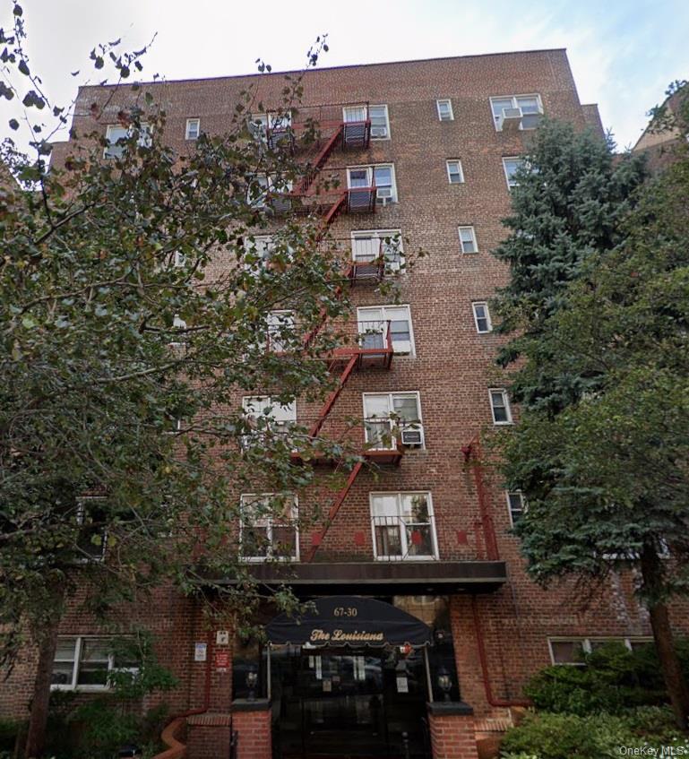 67-30 Clyde Street # 4P, Forest Hills, NY 11375