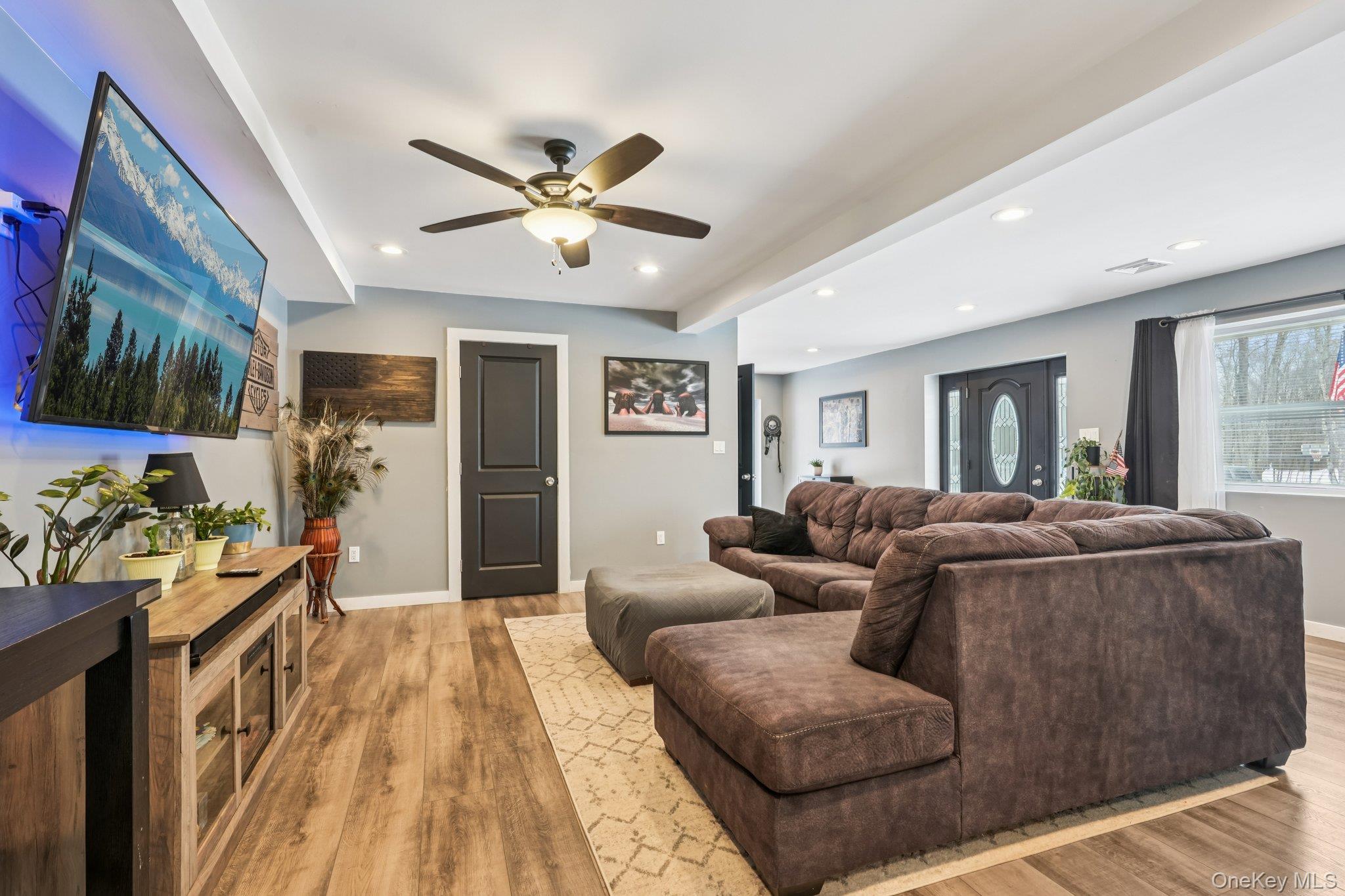 184 Quaker Street, Wallkill, NY 12589