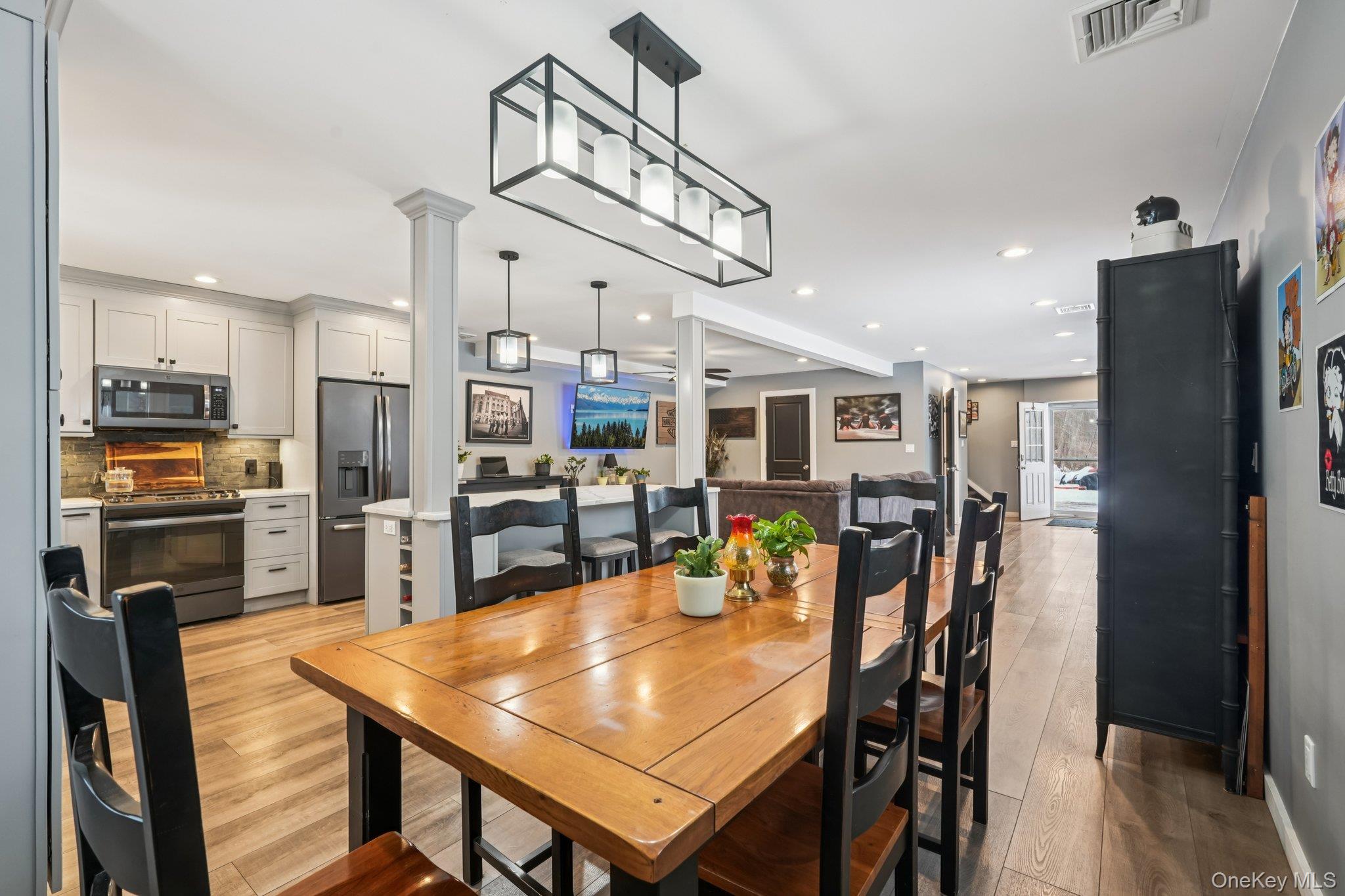 184 Quaker Street, Wallkill, NY 12589