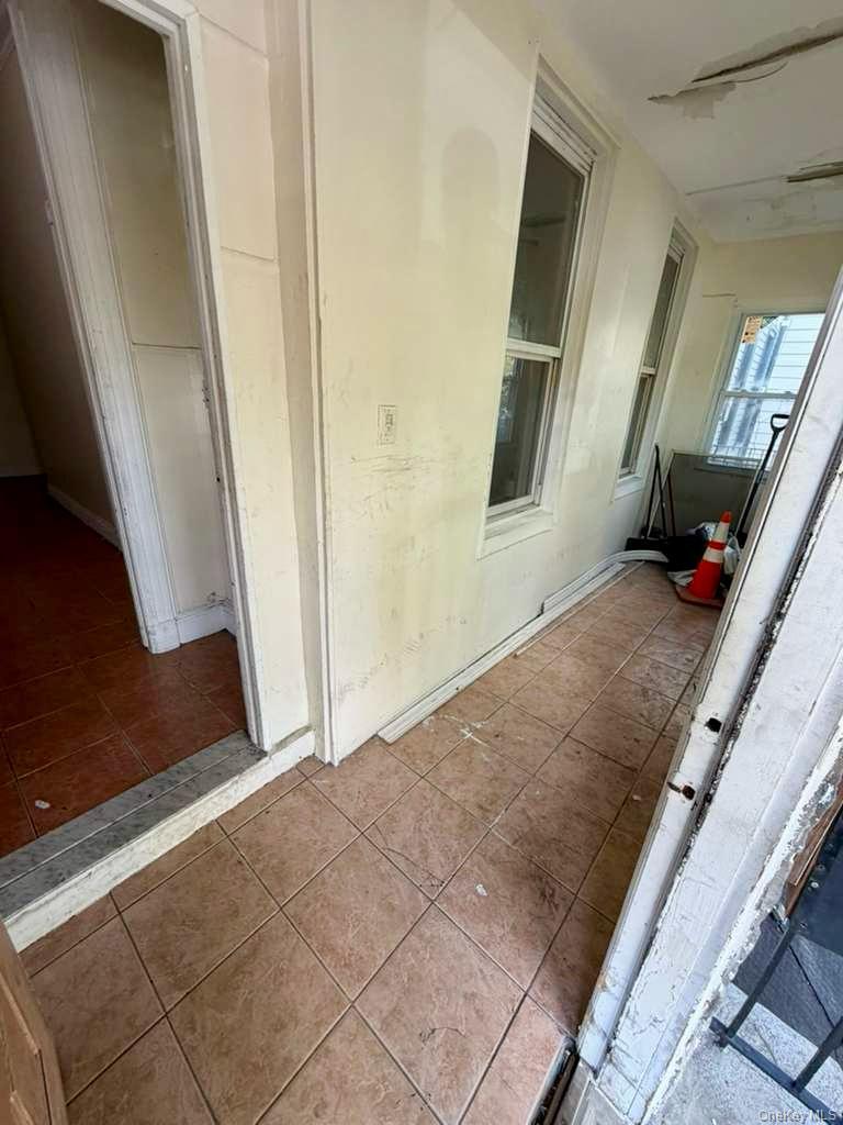 406 Chestnut Street, Brooklyn, NY 11208