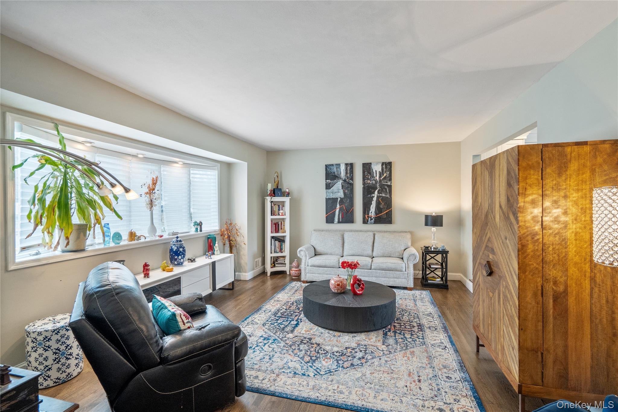 69 Lauren Avenue, Dix Hills, NY 11746