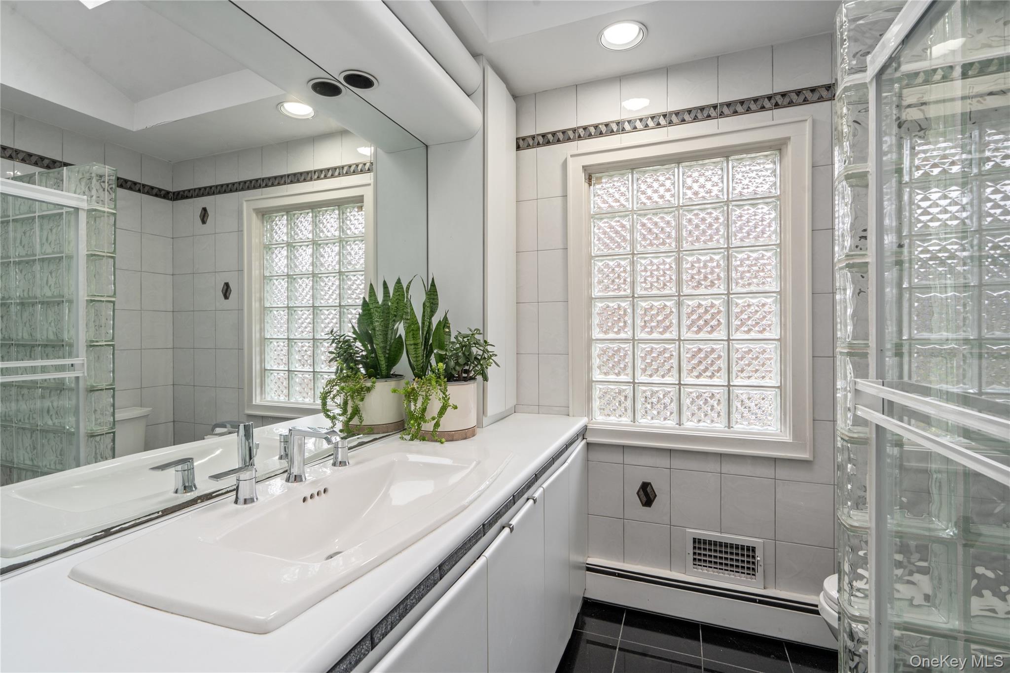 69 Lauren Avenue, Dix Hills, NY 11746