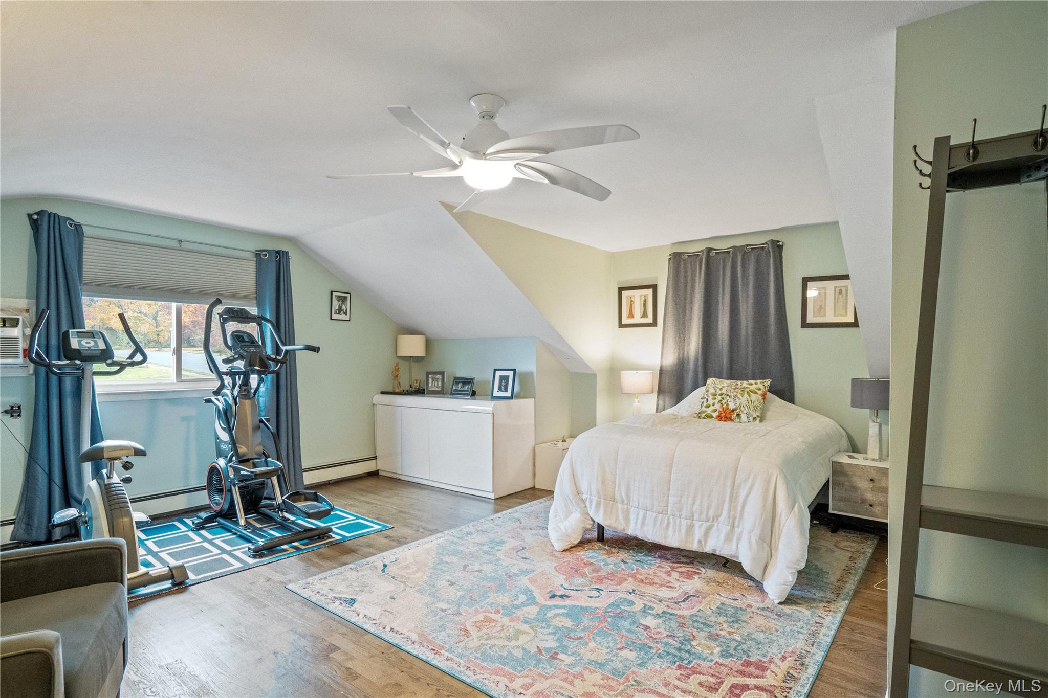 69 Lauren Avenue, Dix Hills, NY 11746