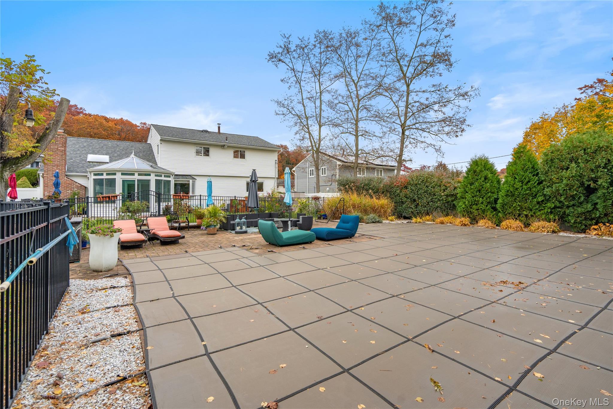 69 Lauren Avenue, Dix Hills, NY 11746