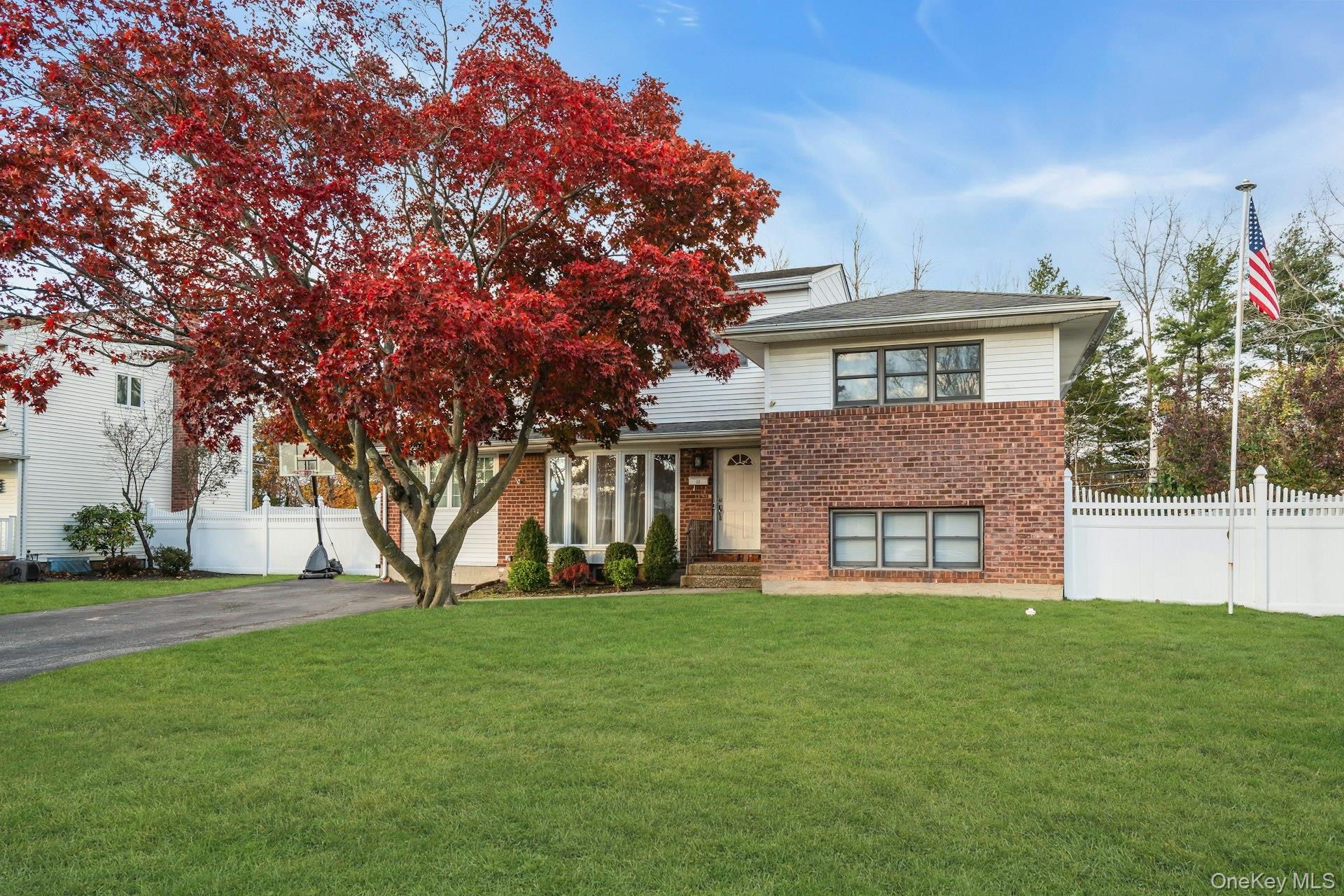 22 Schuyler Drive, Commack, NY 11725