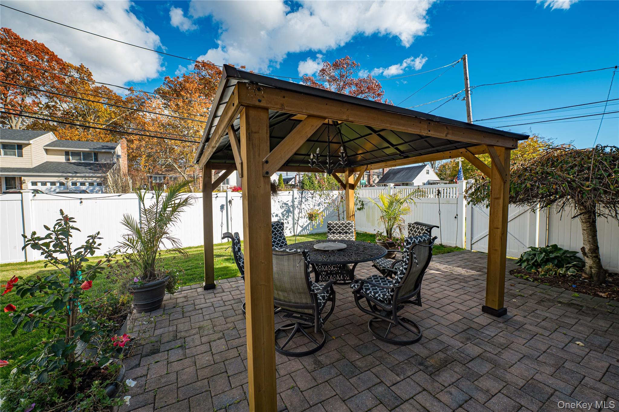 1 Freedom Court, Babylon, NY 11702