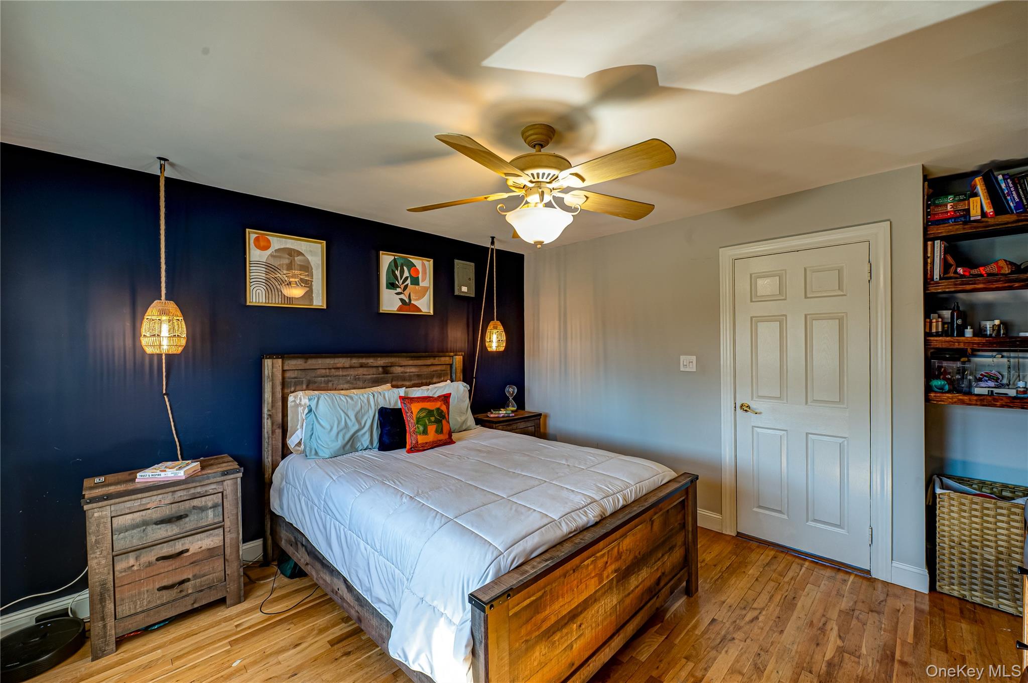 1 Freedom Court, Babylon, NY 11702