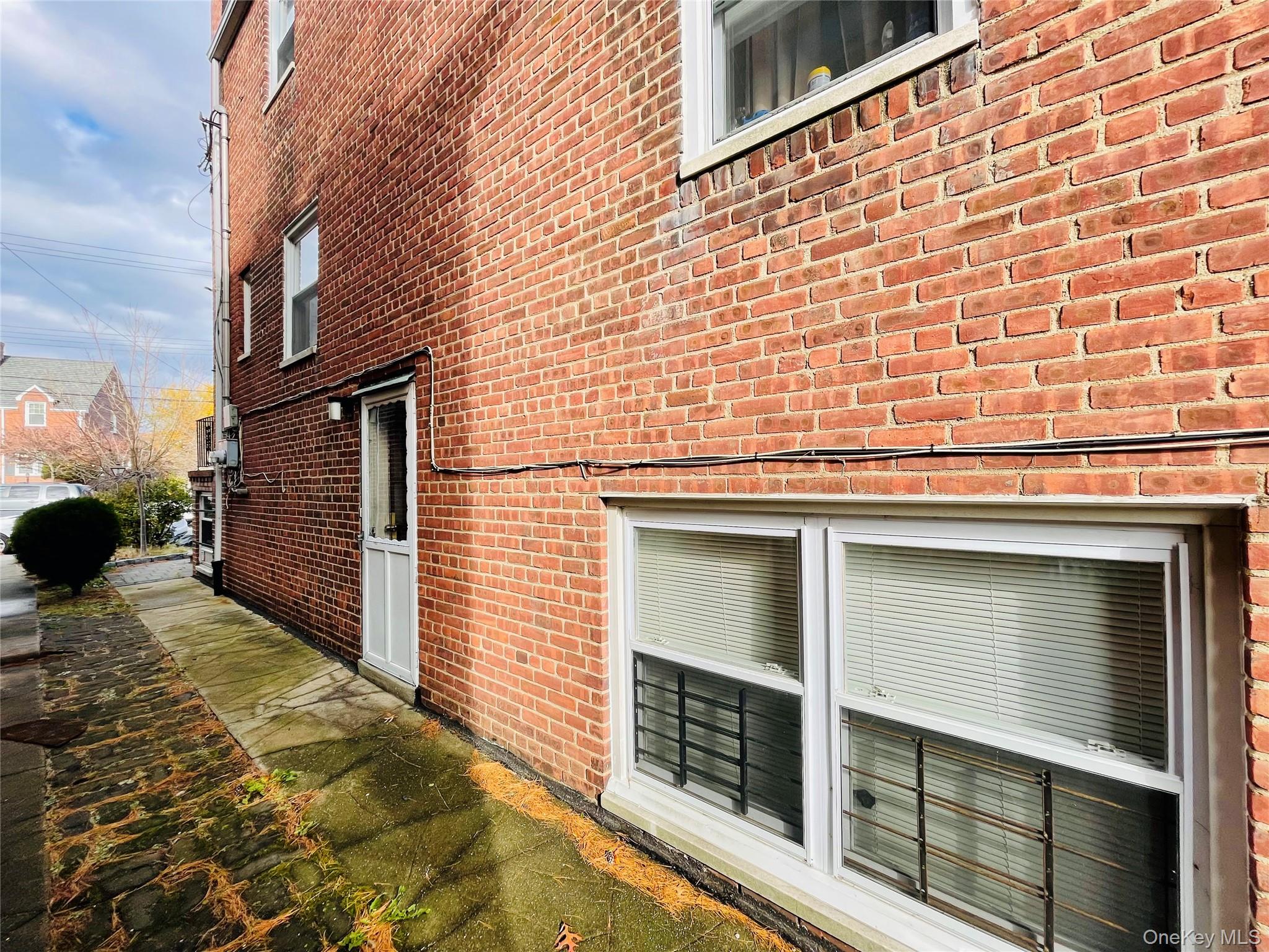 1194 Lydig Avenue, Bronx, NY 10461