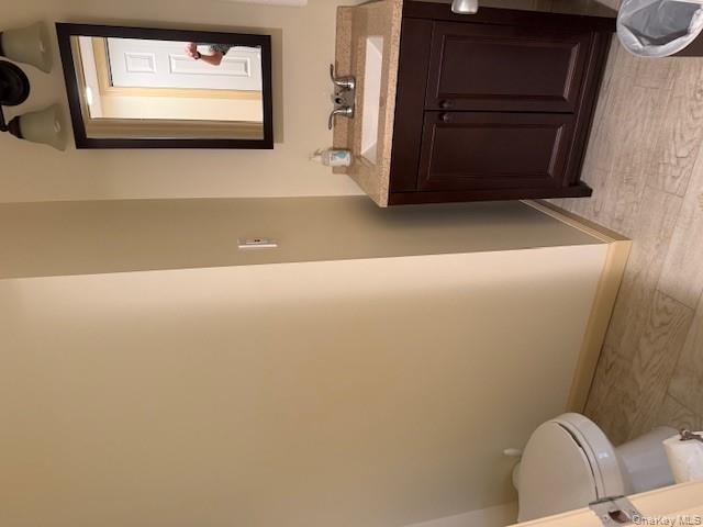 984 Fulton Street # 1, Farmingdale, NY 11735