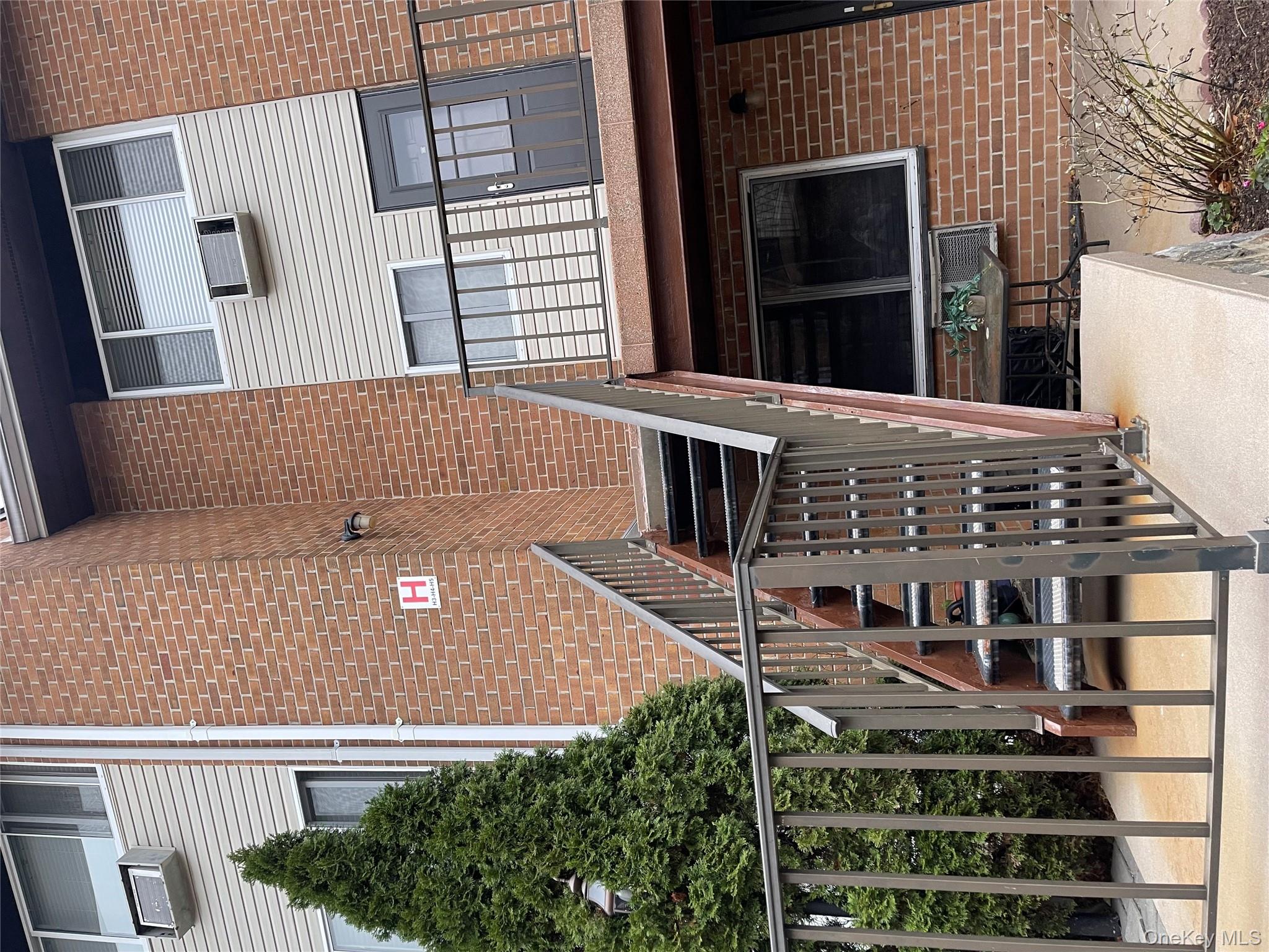 150 Glenwood Avenue # H3, Yonkers, NY 10703