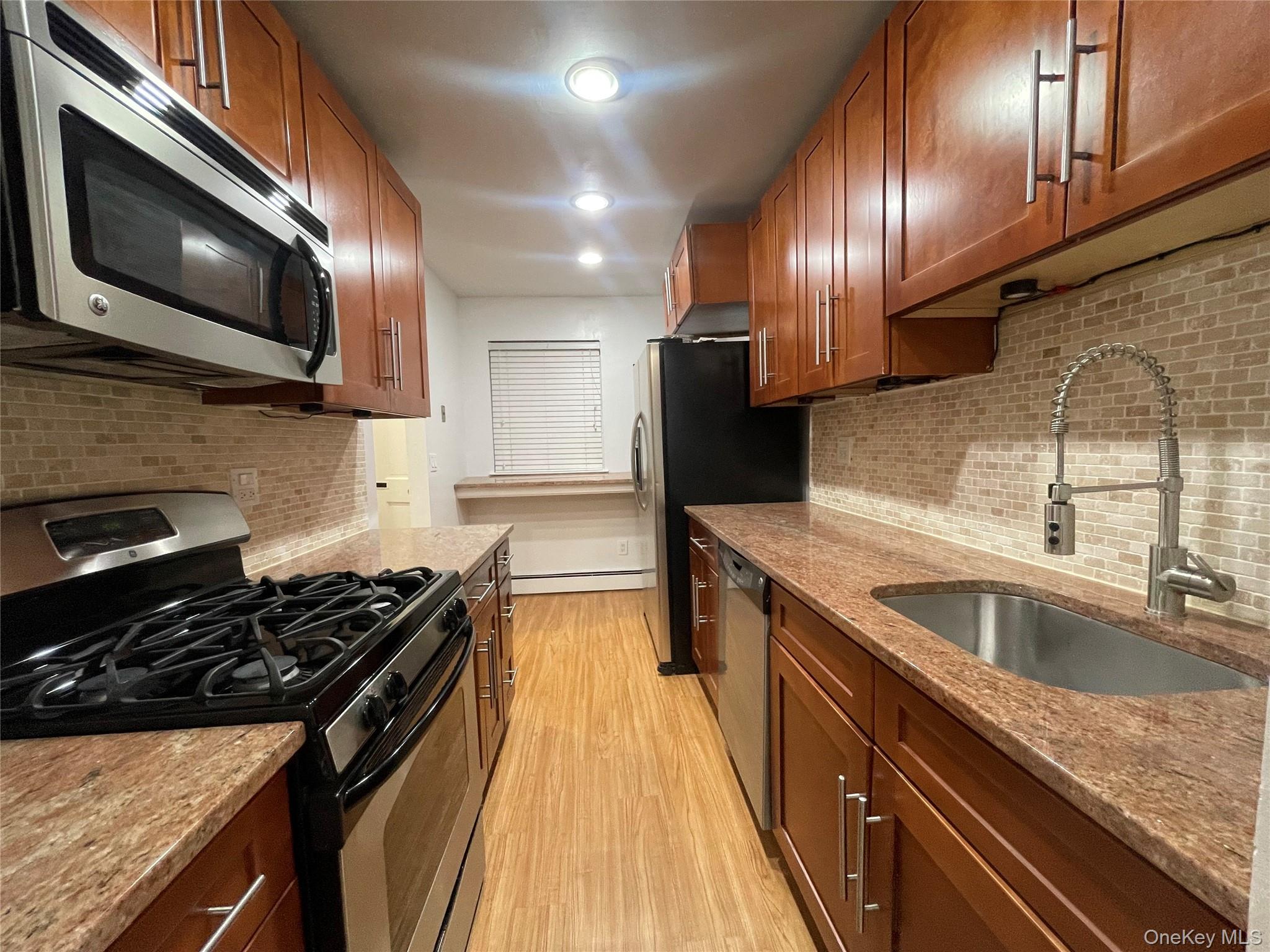 150 Glenwood Avenue # H3, Yonkers, NY 10703