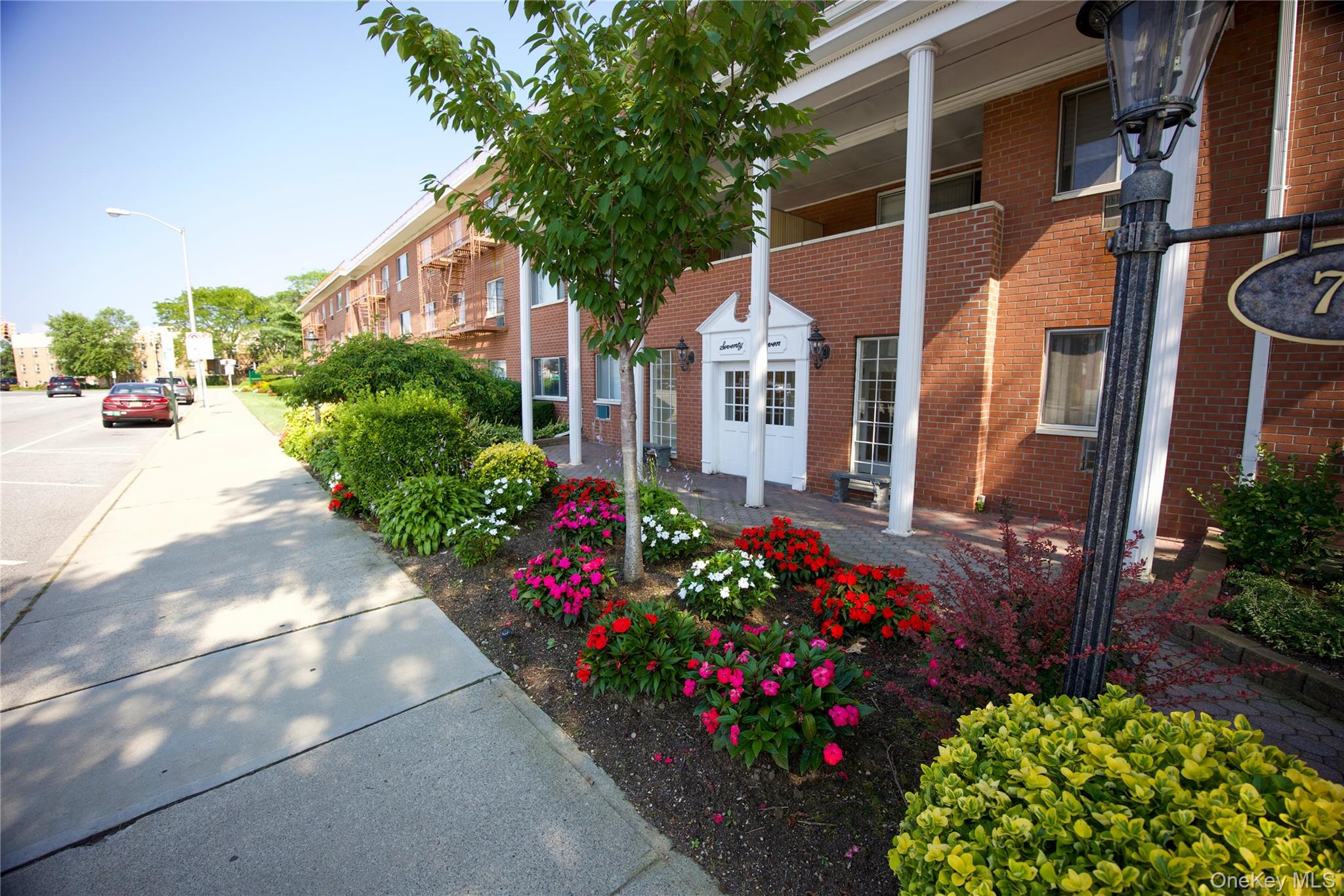 77 S Park Avenue # A28, Rockville Centre, NY 11570