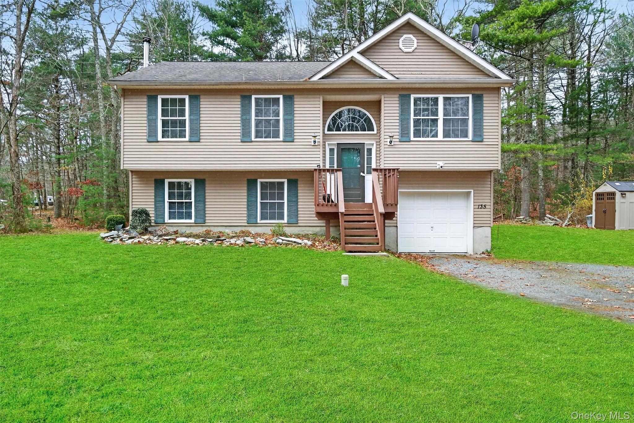 135 Old Forestburg Road, Sparrowbush, NY 12780