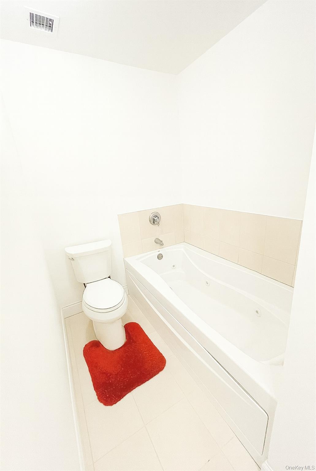 2 Winfield Davis Drive, Coram, NY 11727