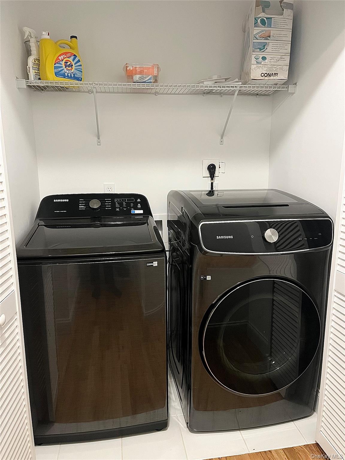 2 Winfield Davis Drive, Coram, NY 11727