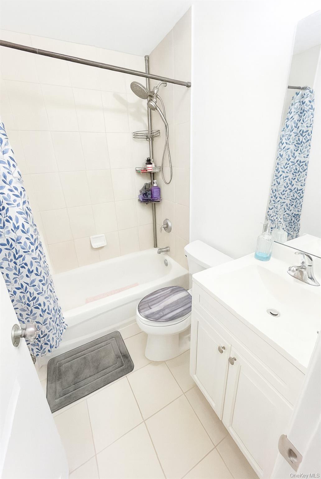 2 Winfield Davis Drive, Coram, NY 11727