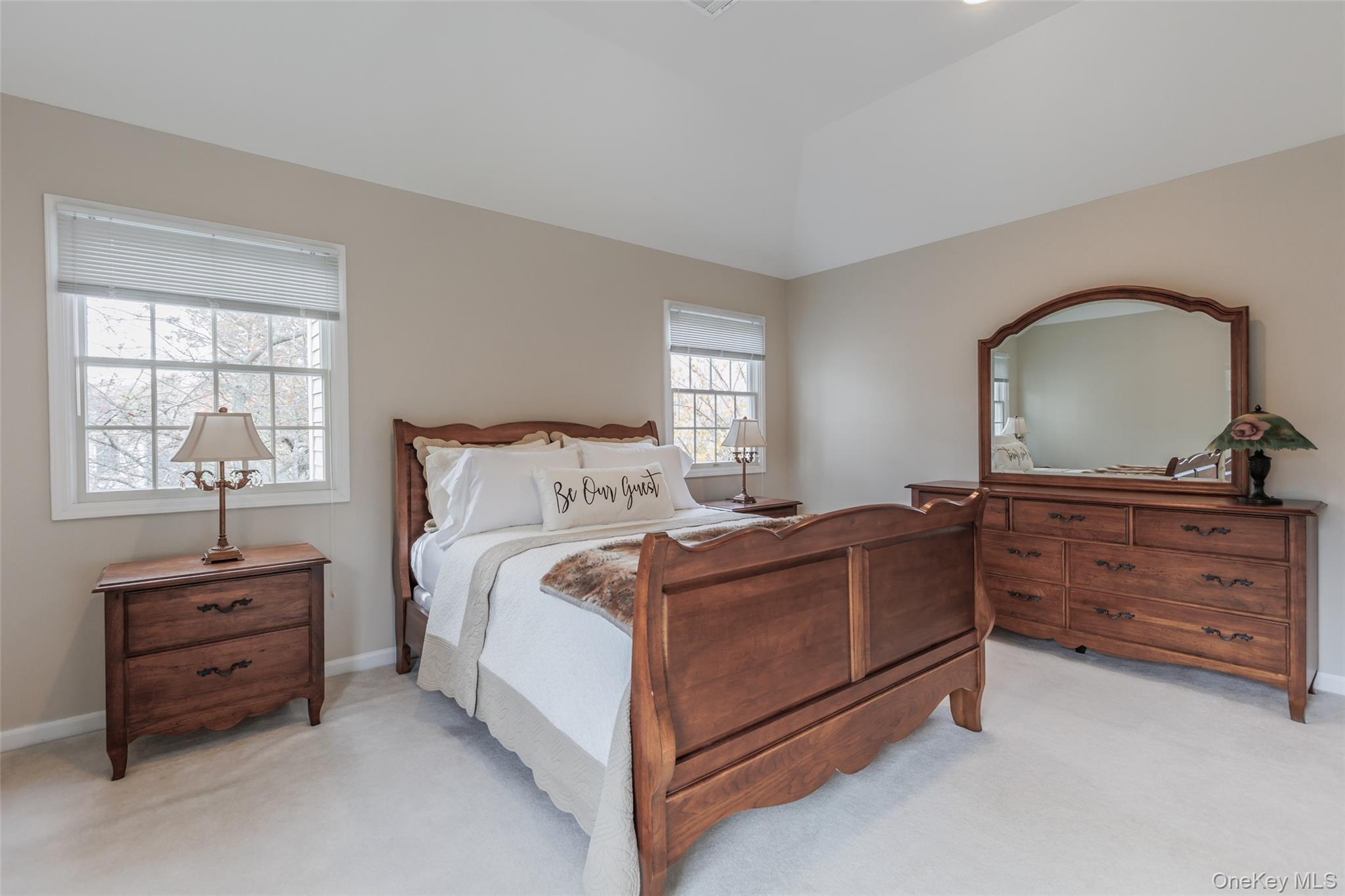 16 Ashley Loop, Northport, NY 11768