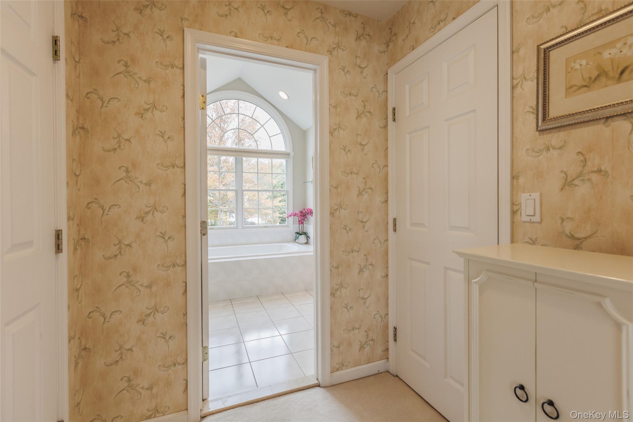 16 Ashley Loop, Northport, NY 11768