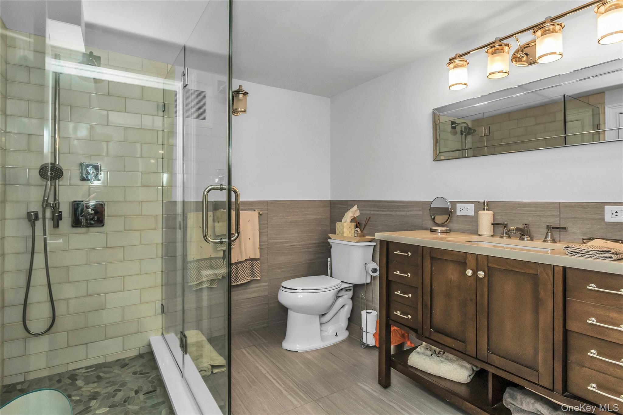 1600 Bay Boulevard, Atlantic Beach, NY 11509