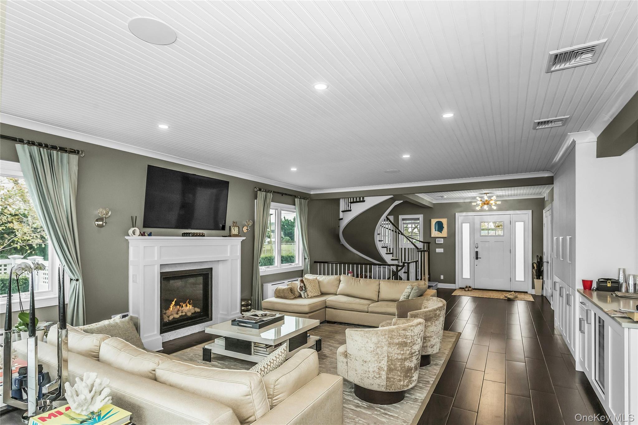 1600 Bay Boulevard, Atlantic Beach, NY 11509