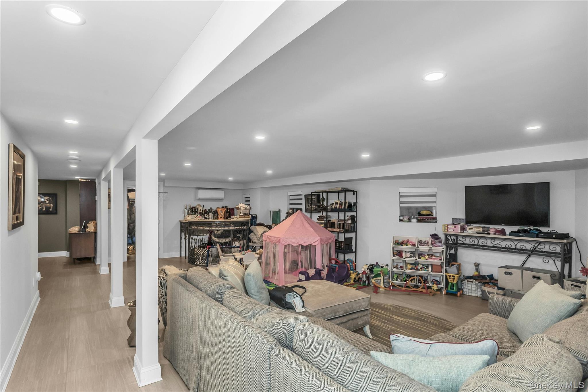 1600 Bay Boulevard, Atlantic Beach, NY 11509