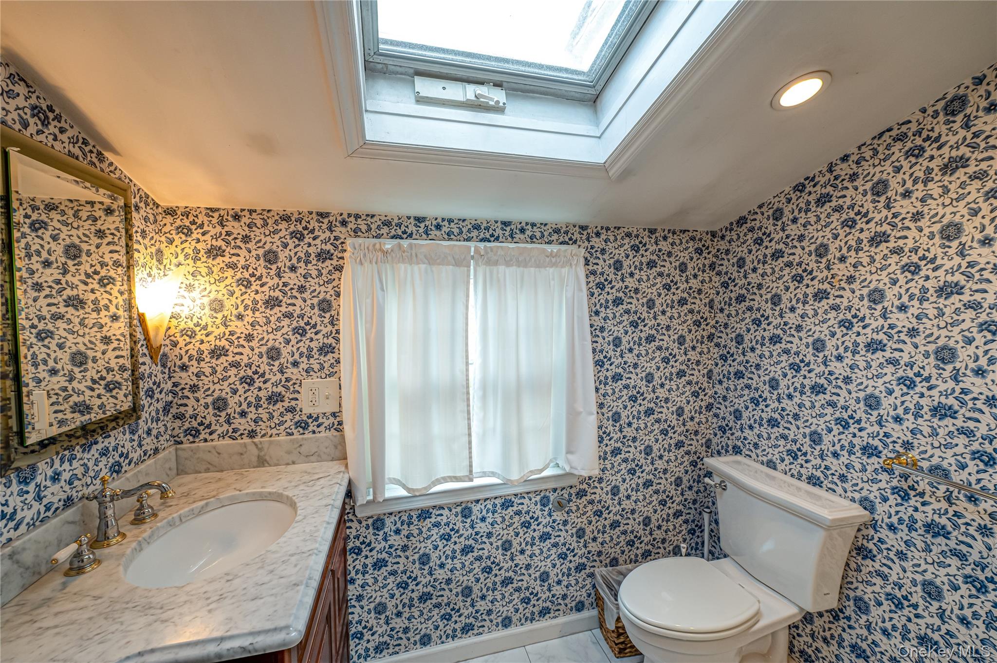 178 S Bayview Avenue, Amityville, NY 11701