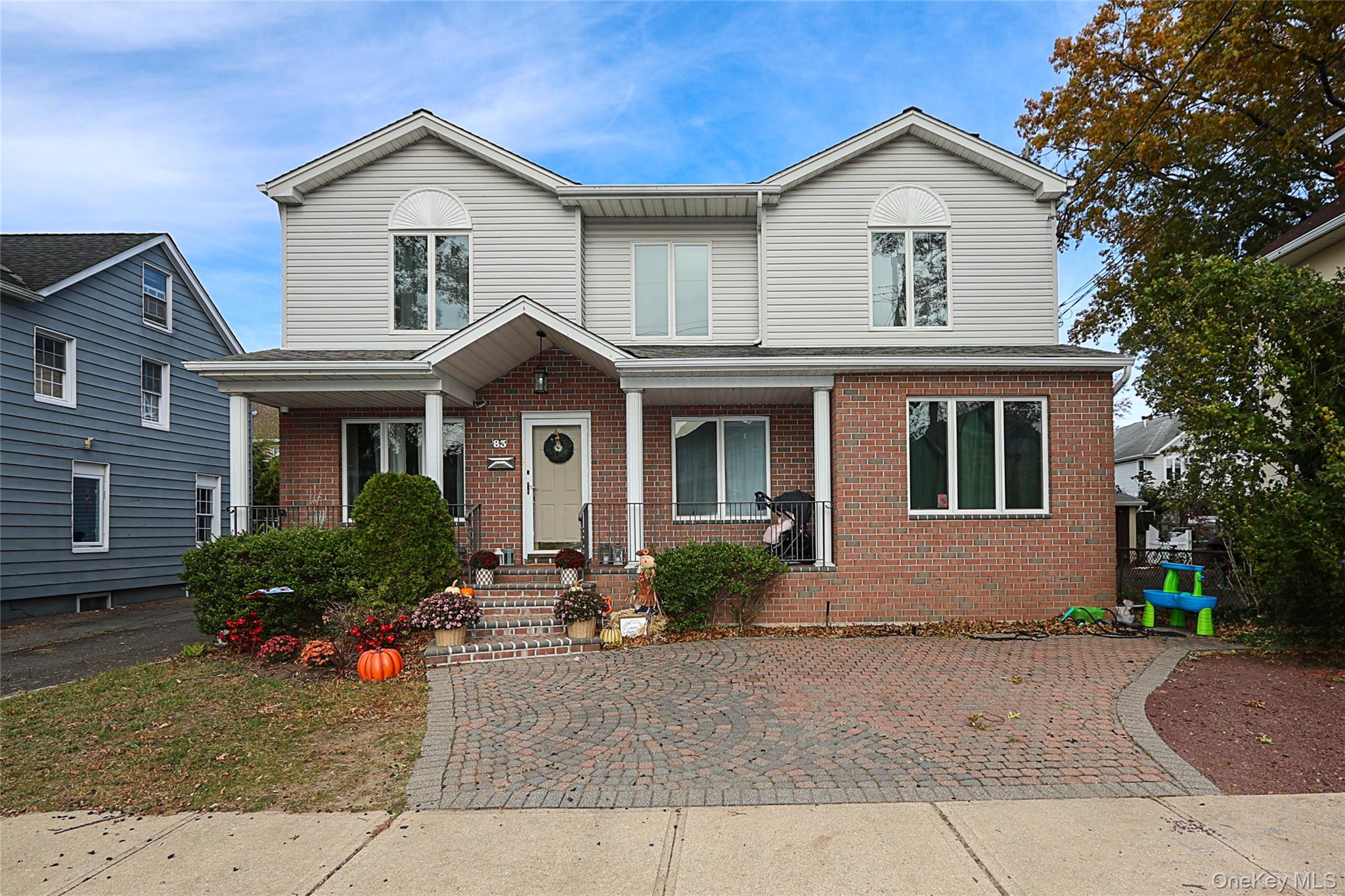 83 Lexington Avenue, Westbury, NY 11590