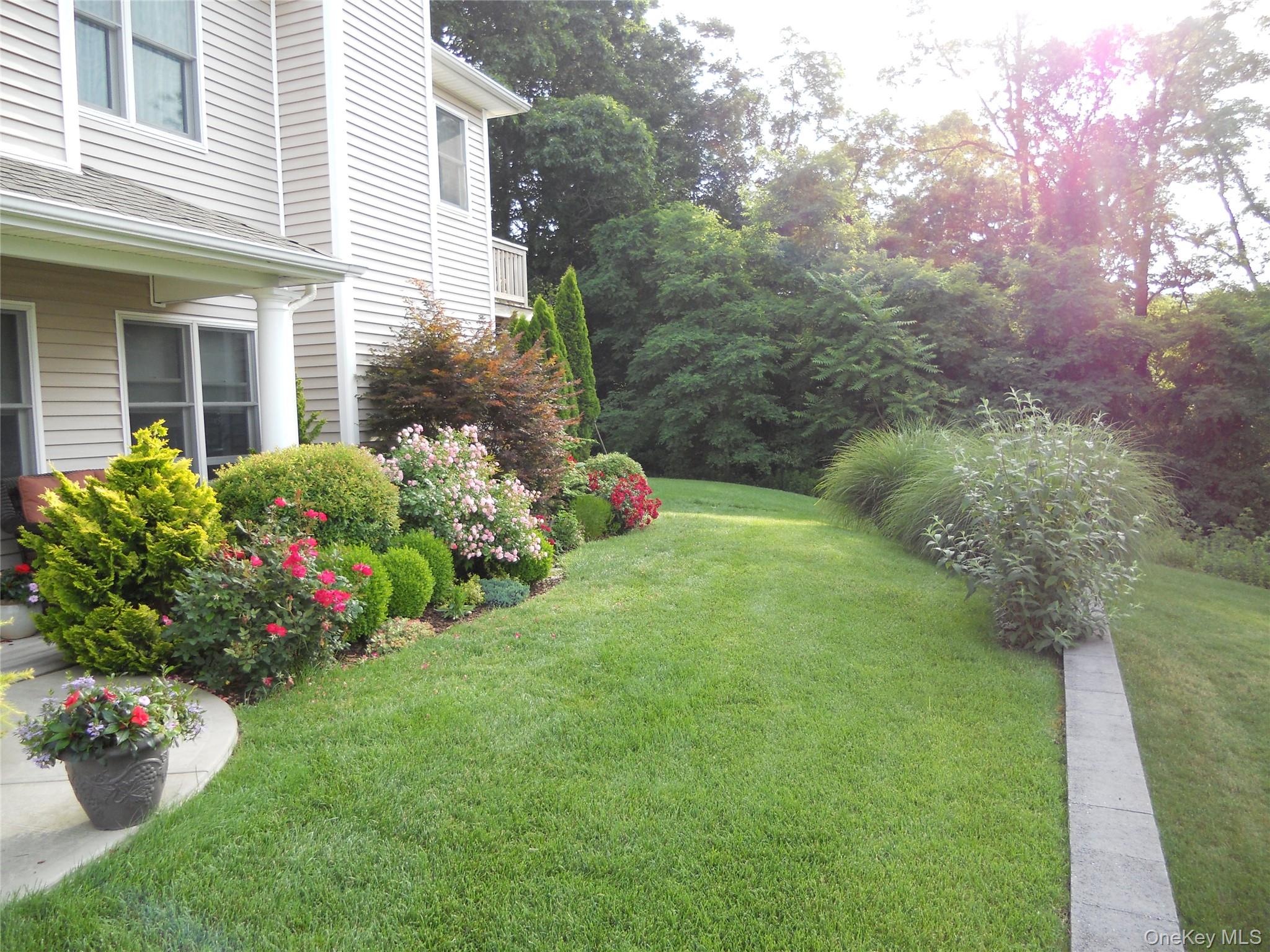 601 Willow Pond Drive, Riverhead, NY 11901