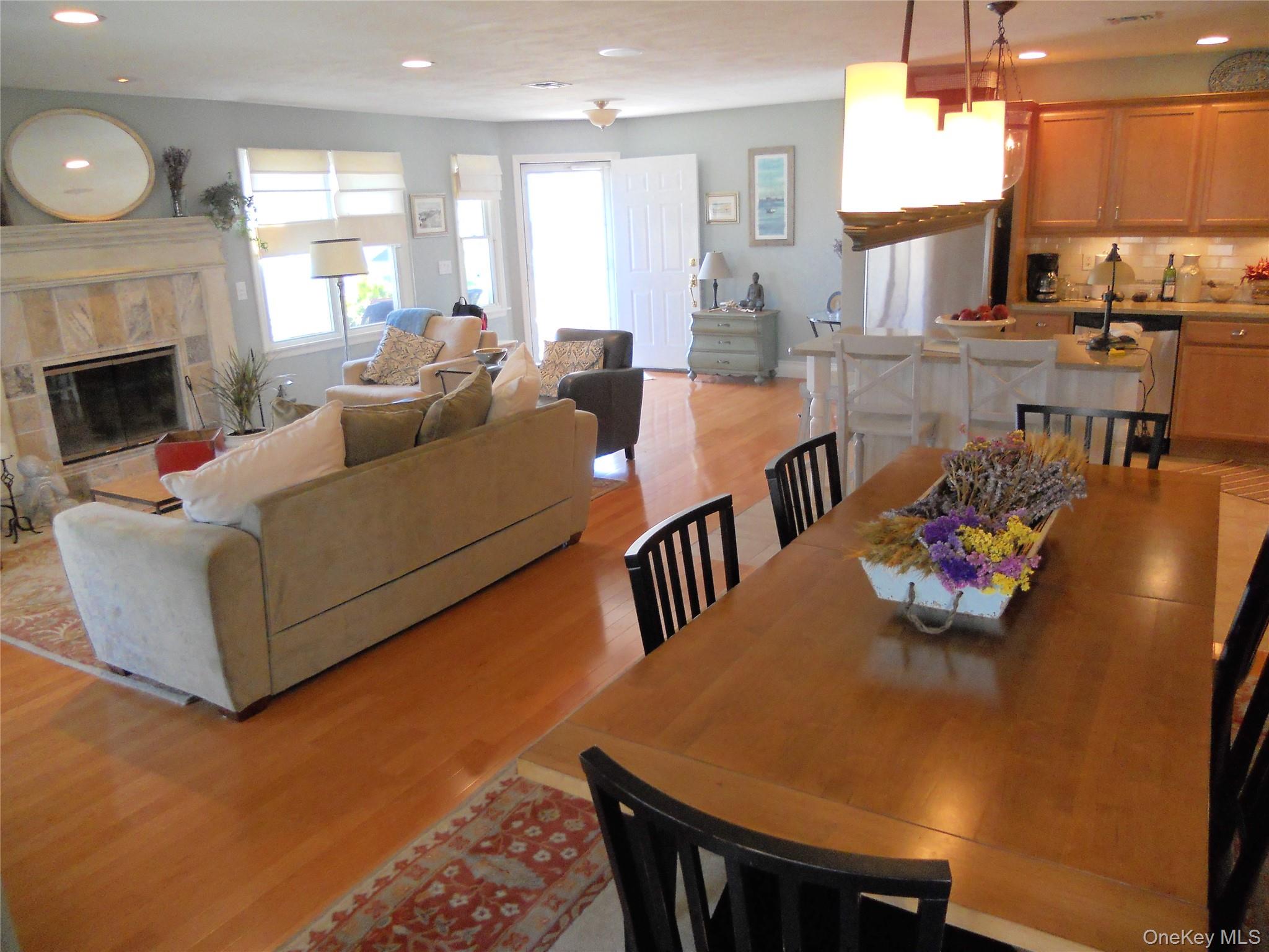 601 Willow Pond Drive, Riverhead, NY 11901