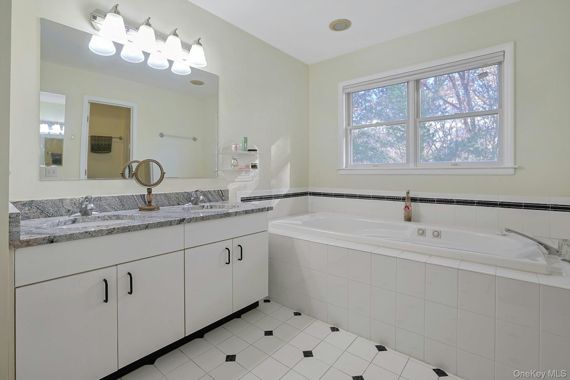 2 Parkside Court, Pomona, NY 10970