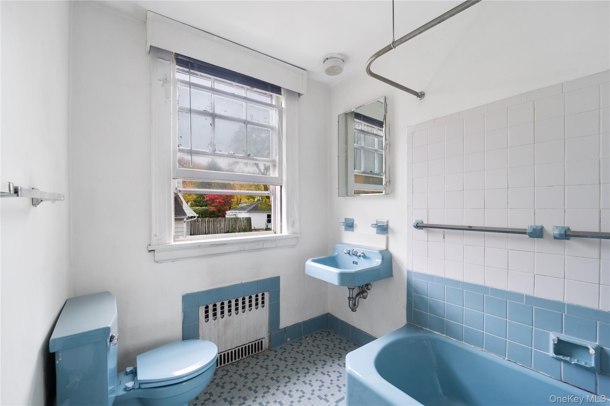 1 Glenwood Avenue, New Rochelle, NY 10801