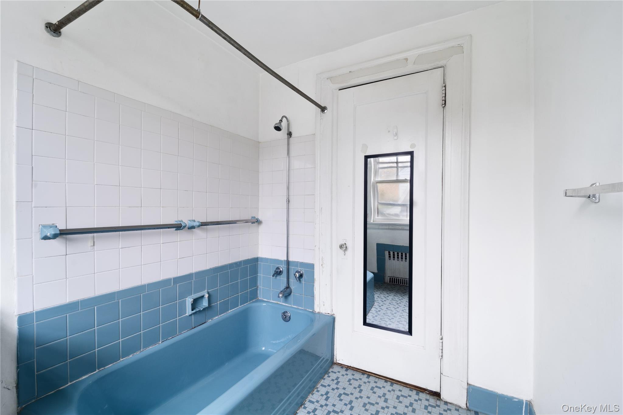 1 Glenwood Avenue, New Rochelle, NY 10801