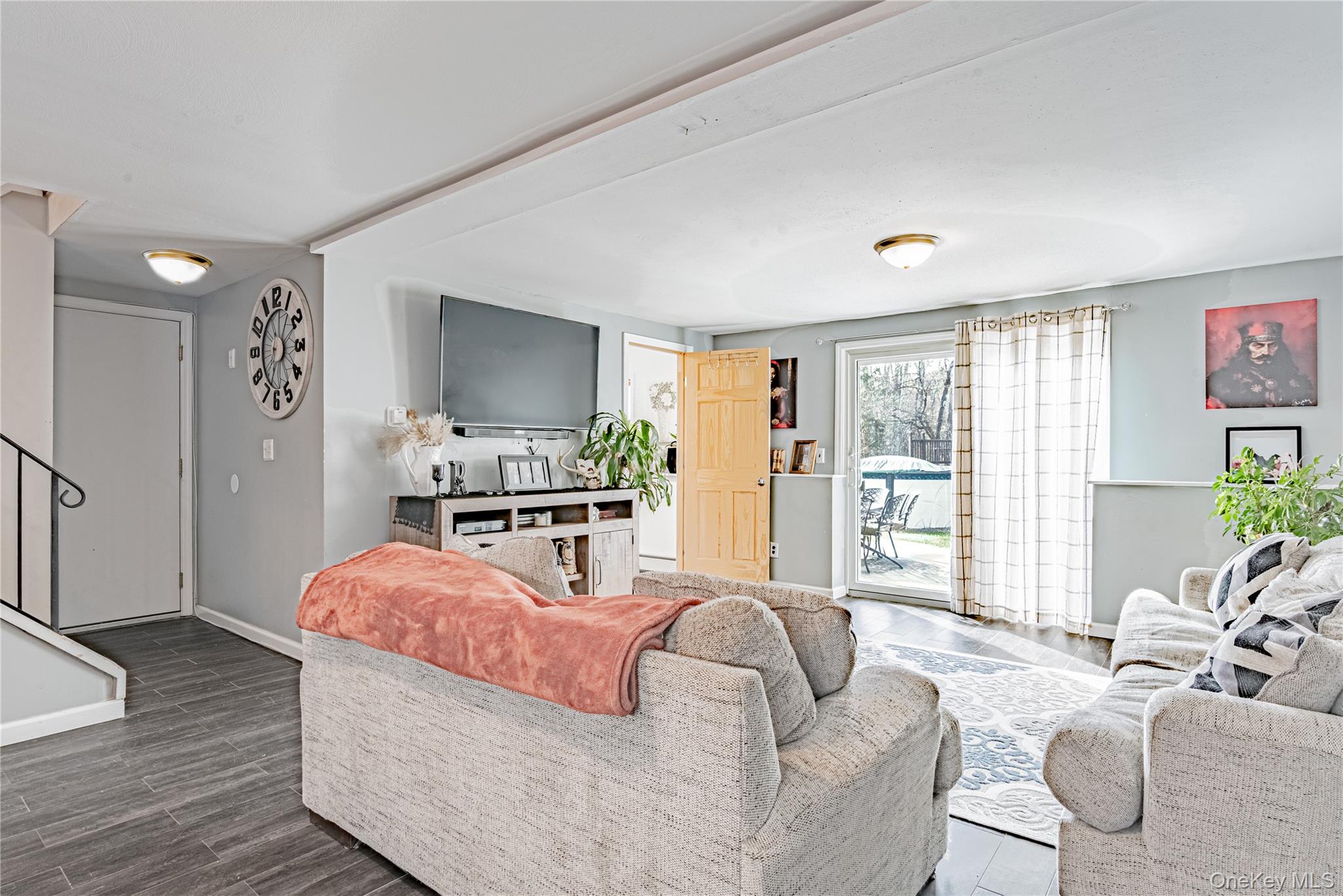 32 Deer Run Road, Poughkeepsie, NY 12603