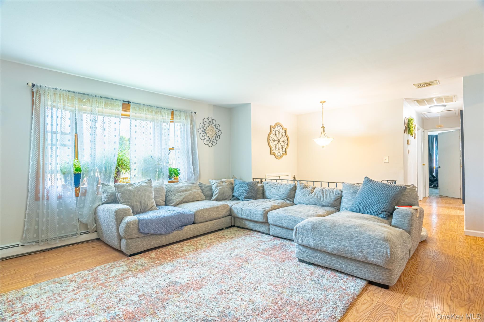 32 Deer Run Road, Poughkeepsie, NY 12603