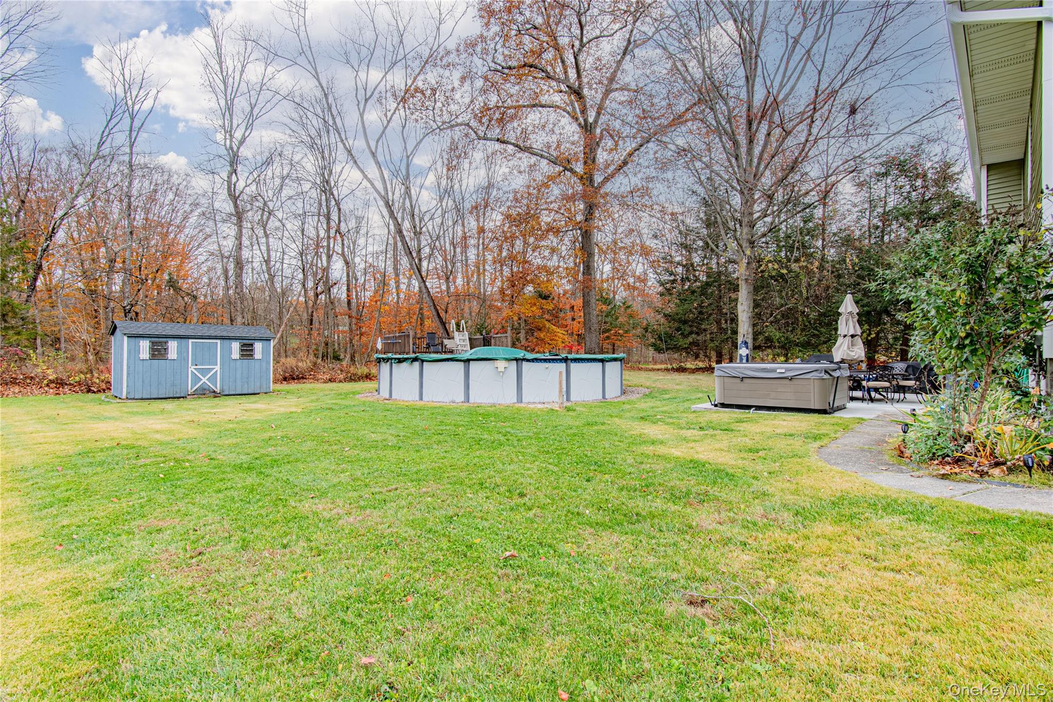 32 Deer Run Road, Poughkeepsie, NY 12603