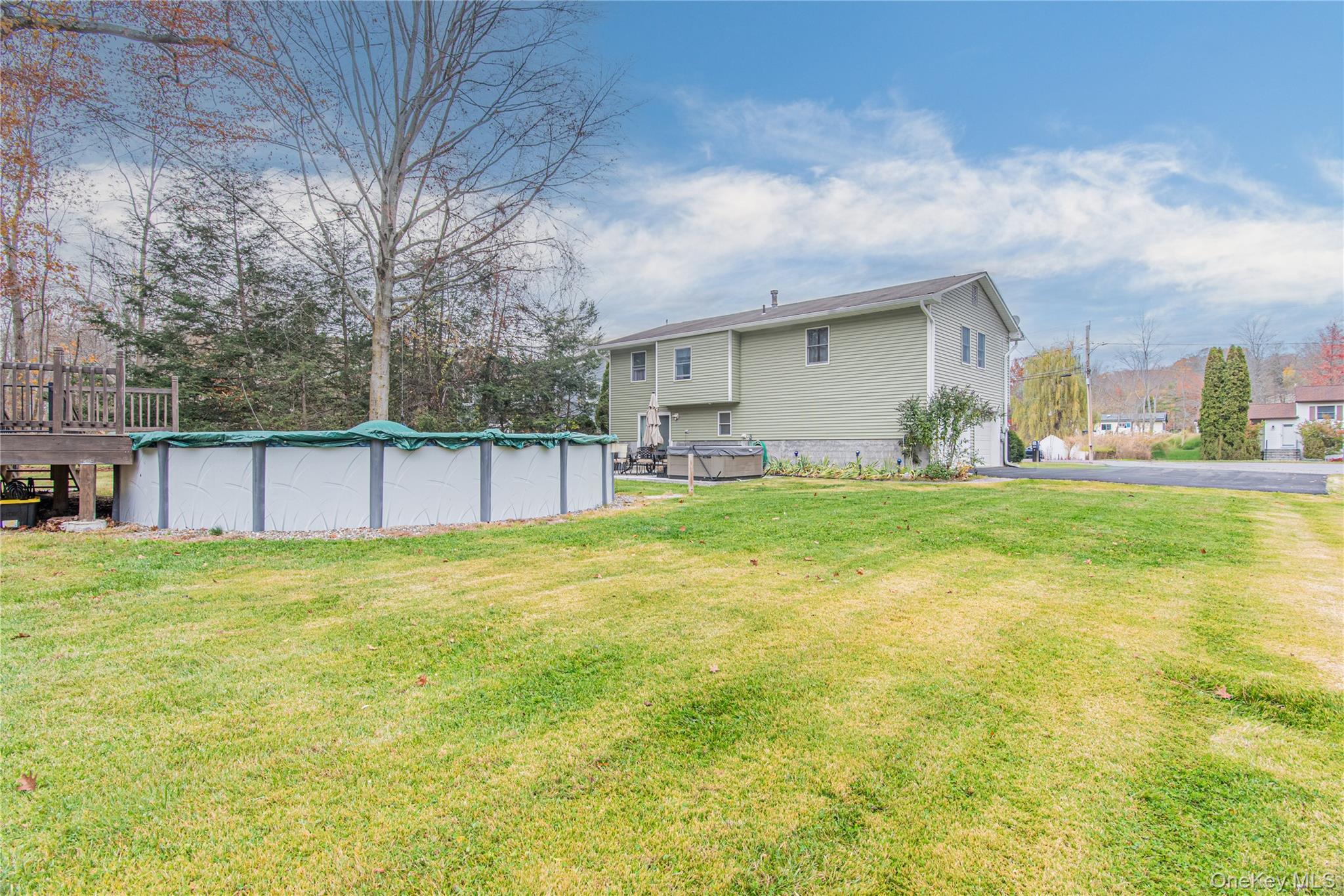 32 Deer Run Road, Poughkeepsie, NY 12603