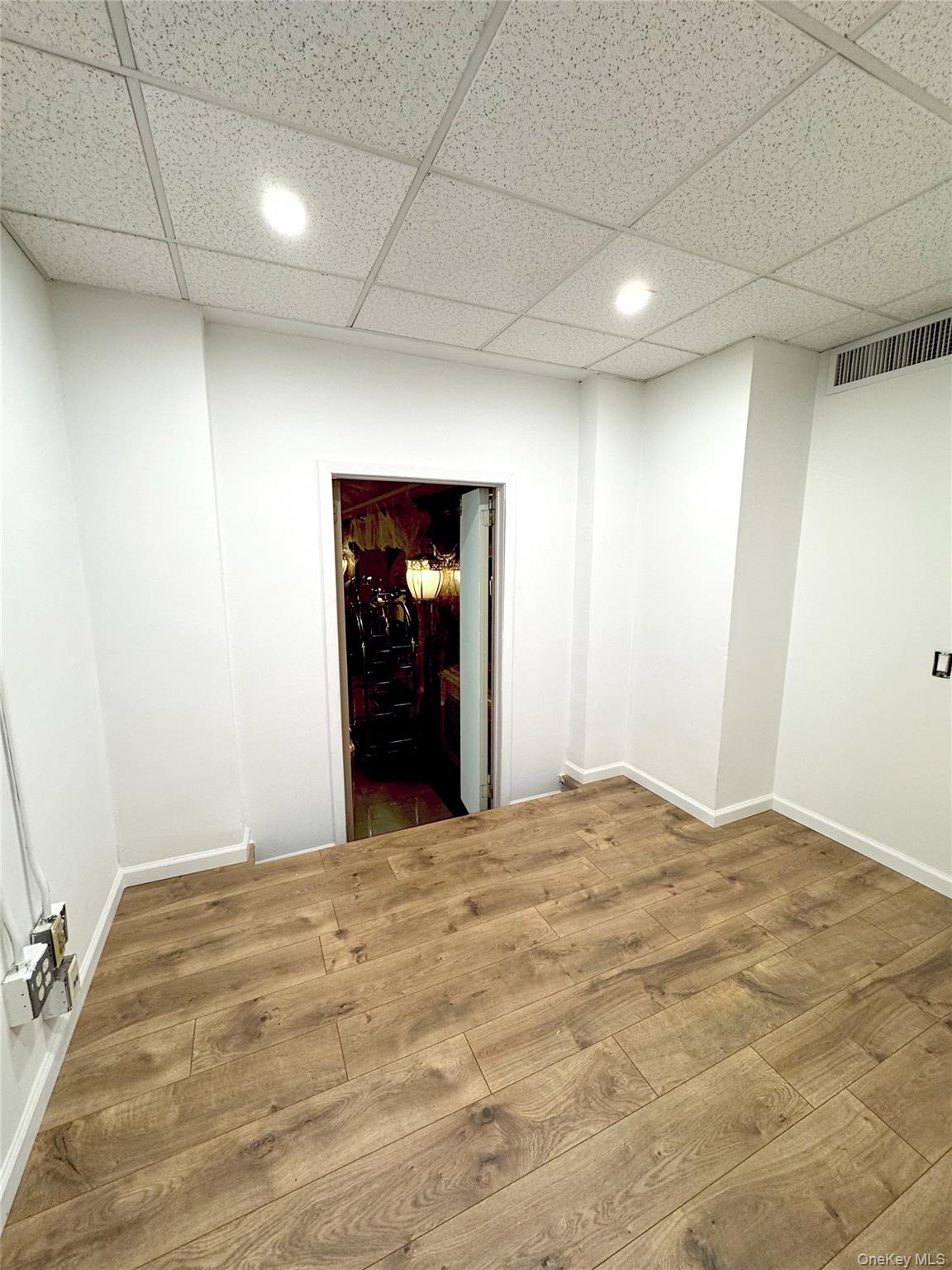 West 73rd Street 23 # 101, New York (Manhattan), NY 10023