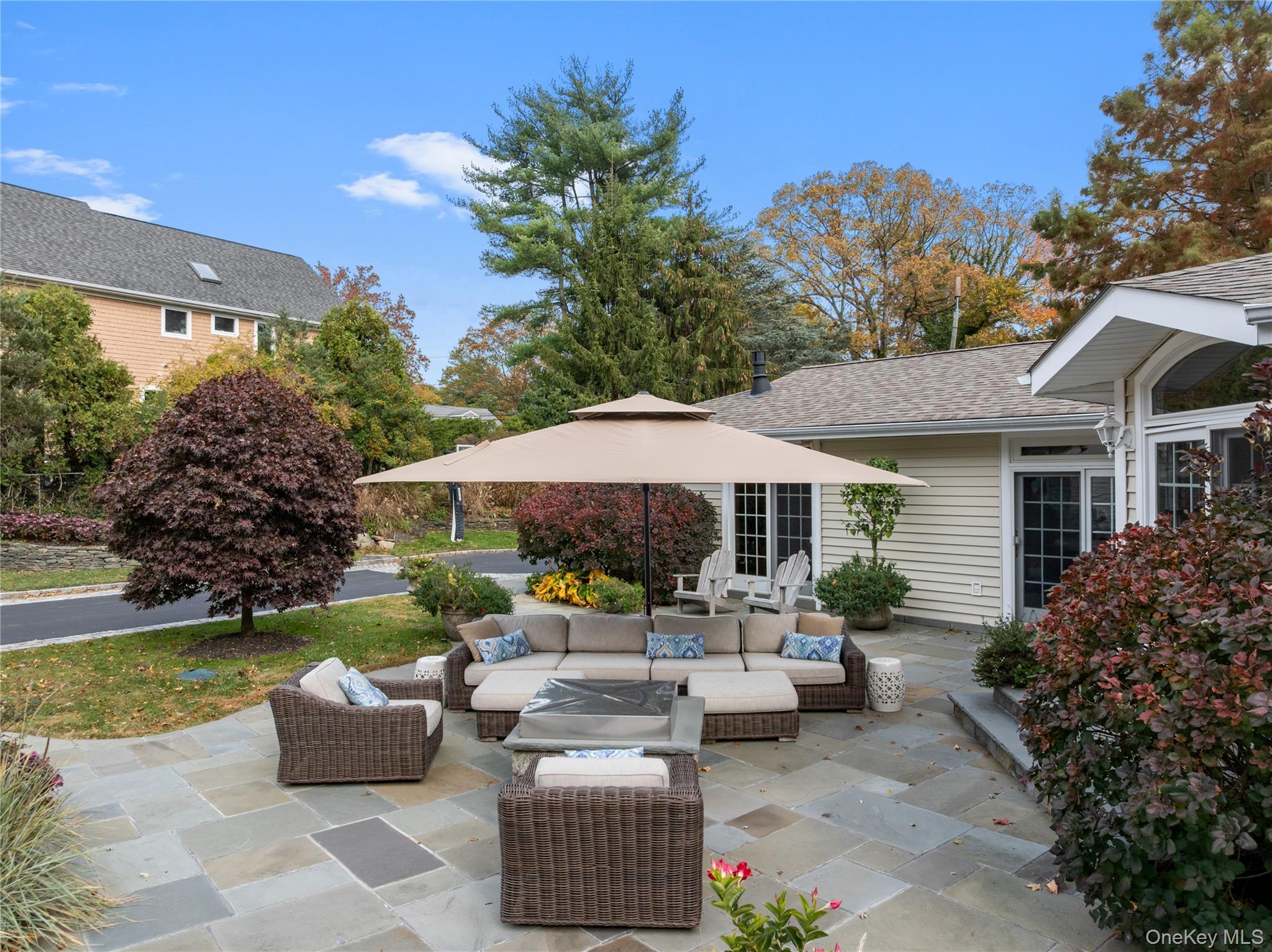 12 Orchard Drive, Woodbury, NY 11797