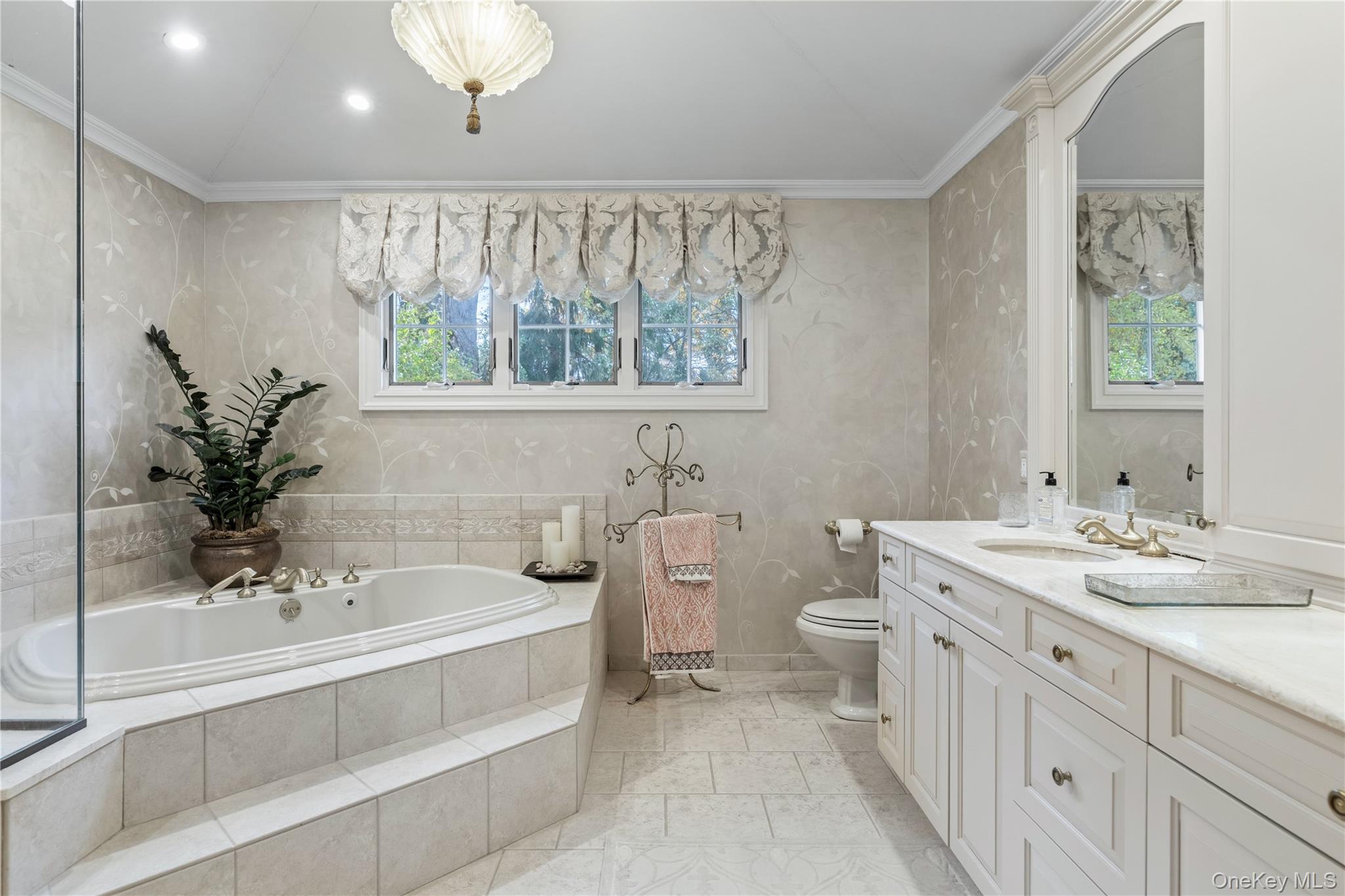 12 Orchard Drive, Woodbury, NY 11797