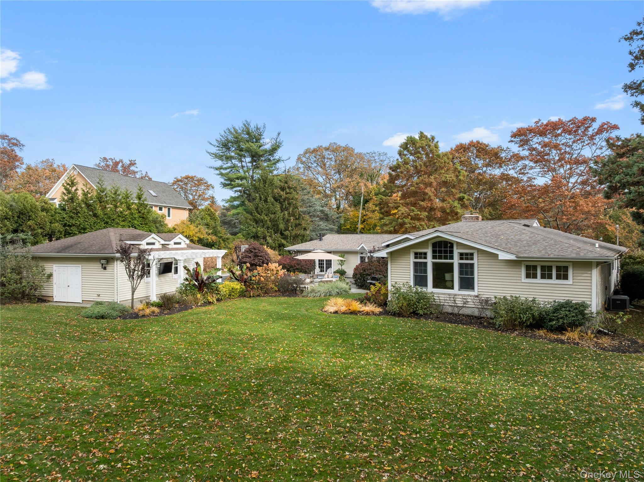 12 Orchard Drive, Woodbury, NY 11797