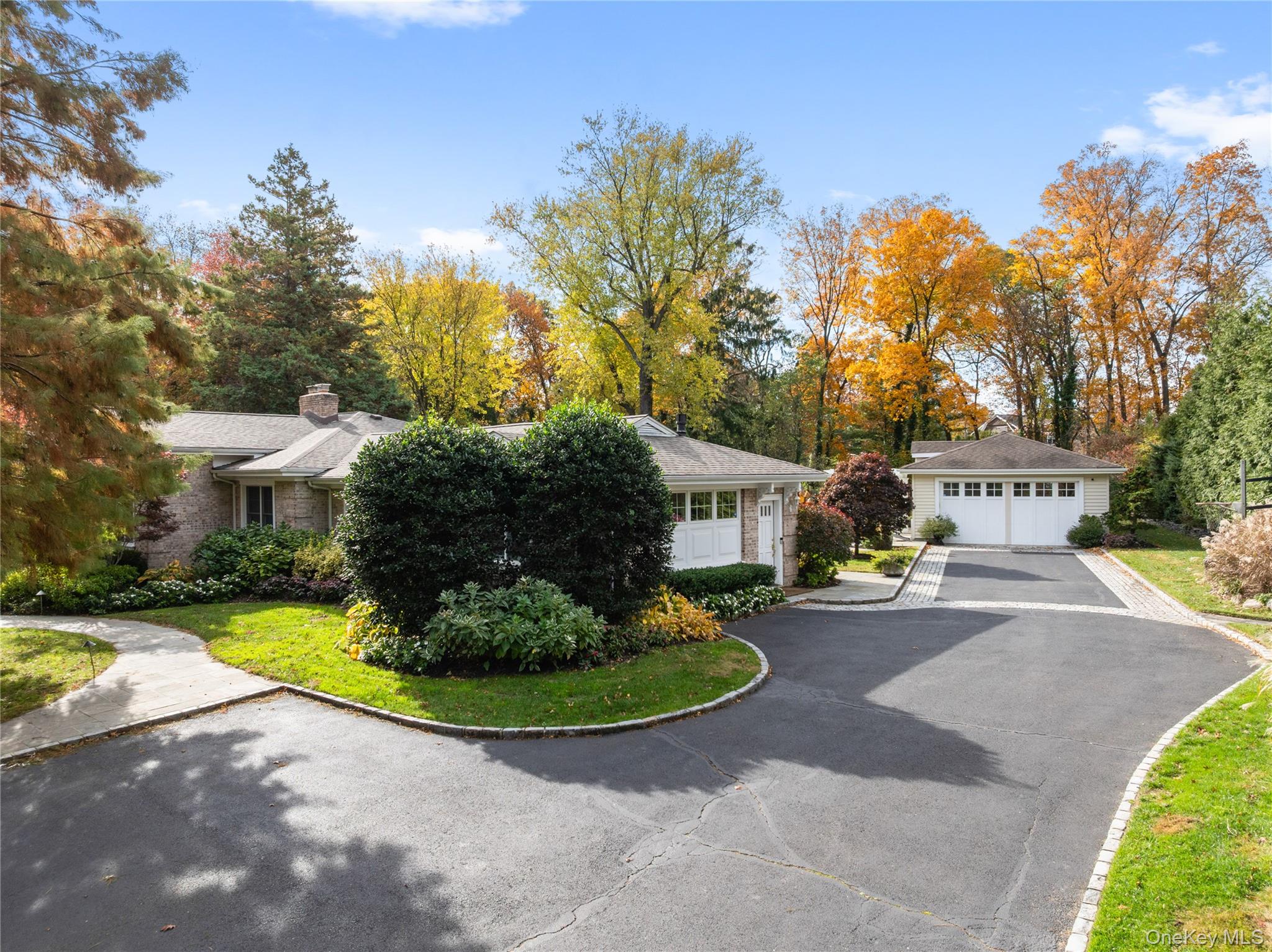 12 Orchard Drive, Woodbury, NY 11797