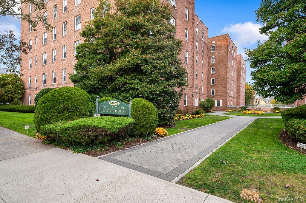 70 Locust Avenue # B101, New Rochelle, NY 10801
