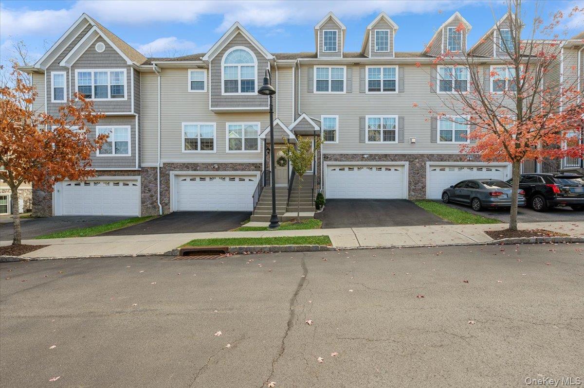 26 Hidden Creek Boulevard, Monroe, NY 10950