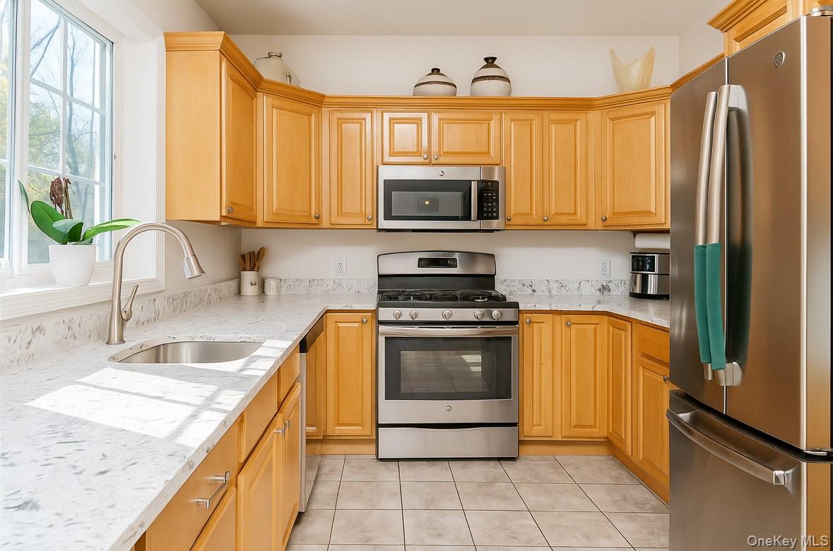 26 Hidden Creek Boulevard, Monroe, NY 10950