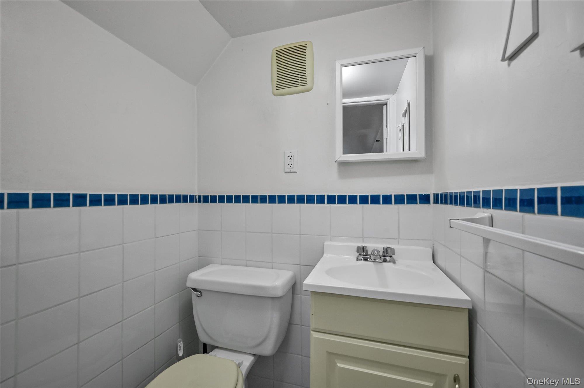 73-41 141st Place, Kew Garden Hills, NY 11367