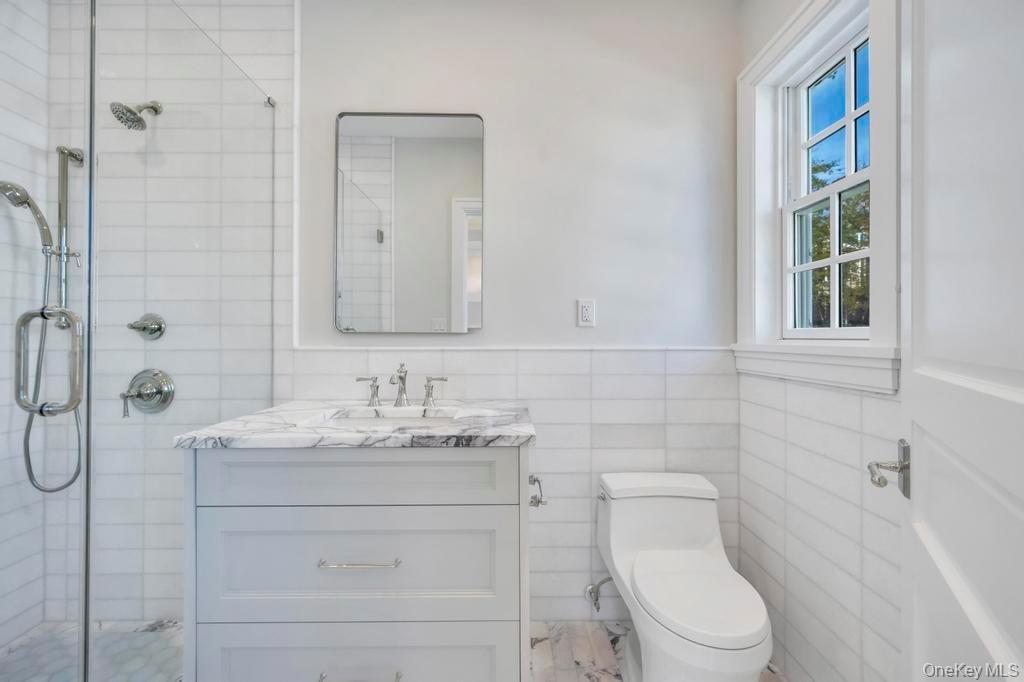 207 Mill Spring Road, Manhasset, NY 11030